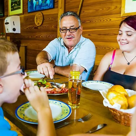 Jugendherberge Bayerisch Eisenstein Hostel *